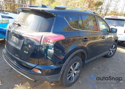 2018 Toyota Rav4 Xle z USA, uszkodzony, nr VIN JTMWFREV1JJ180201